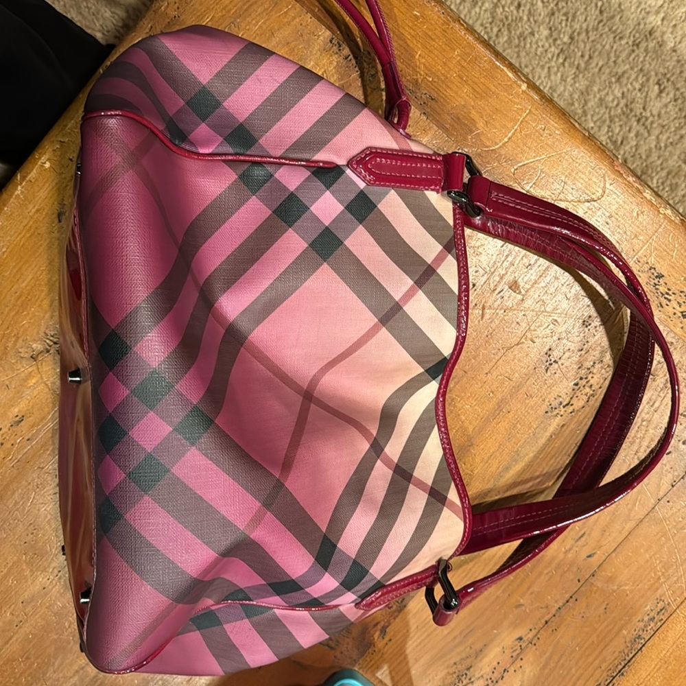Limited edition pink Burberry purse